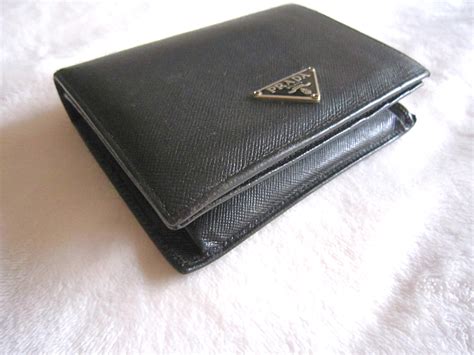 prada saffiano wallet review|prada saffiano wallet price.